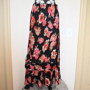NWOT Midnight Velvet black floral skirt